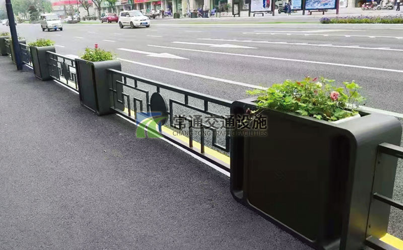 城市道路机非隔离古风花箱护栏
